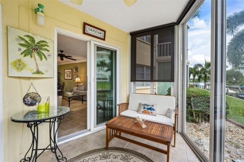 Copropriété à vendre à Sarasota, Floride: 1 chambre, 80.36 m2 № 2398857 - photo 11