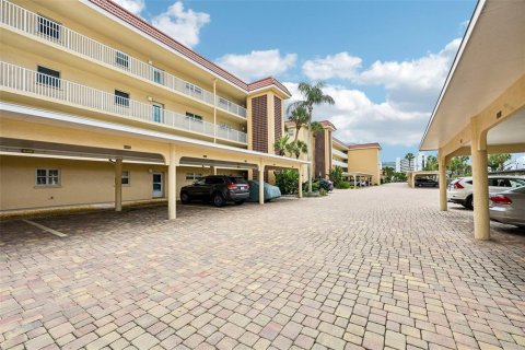 Copropriété à vendre à Sarasota, Floride: 1 chambre, 80.36 m2 № 2398857 - photo 26