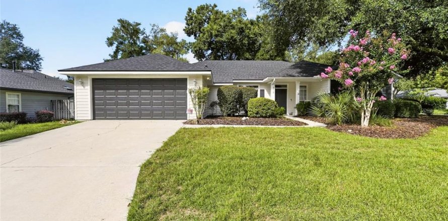 Casa en Gainesville, Florida 4 dormitorios, 220.92 m2 № 2197452
