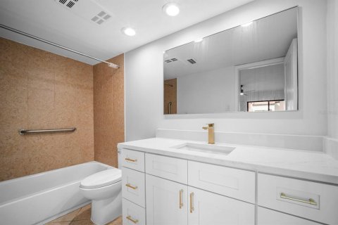 Купить кондоминиум в Клируотер, Флорида 3 комнаты, 160.54м2, № 2431782 - фото 20