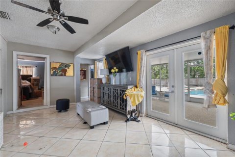 Villa ou maison à vendre à Spring Hill, Floride: 5 chambres, 311.22 m2 № 1831792 - photo 18
