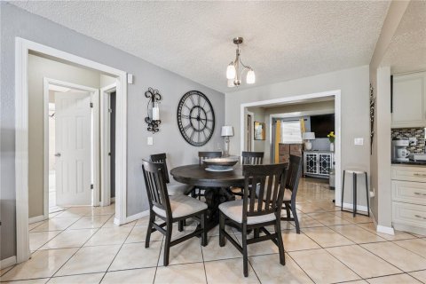 Villa ou maison à vendre à Spring Hill, Floride: 5 chambres, 311.22 m2 № 1831792 - photo 10
