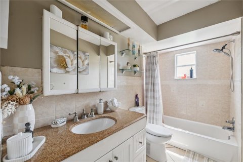 Villa ou maison à vendre à Spring Hill, Floride: 5 chambres, 311.22 m2 № 1831792 - photo 24