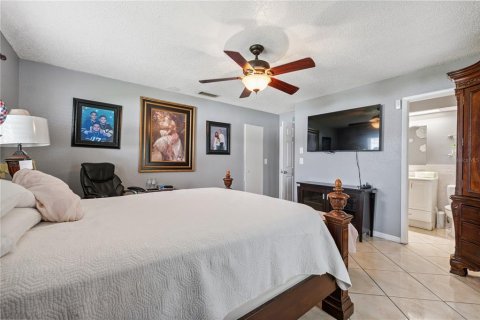 Villa ou maison à vendre à Spring Hill, Floride: 5 chambres, 311.22 m2 № 1831792 - photo 21