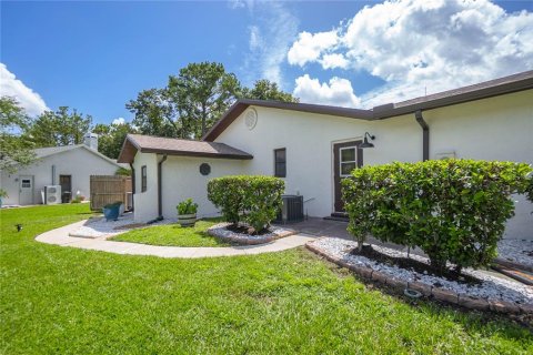 House in Homosassa, Florida 3 bedrooms, 126.07 sq.m. № 1815775 - photo 7
