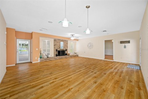 House in Tarpon Springs, Florida 3 bedrooms, 230.12 sq.m. № 1684656 - photo 27