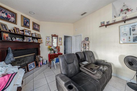 Casa en venta en Dade City, Florida, 3 dormitorios, 148.64 m2 № 1915086 - foto 7