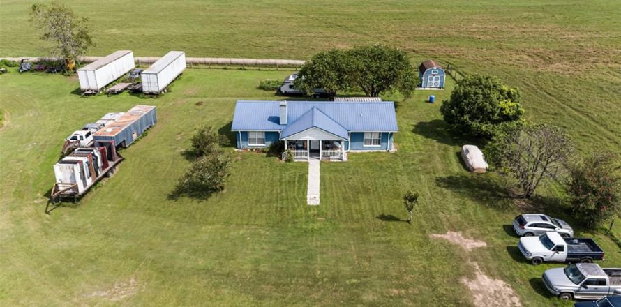 Casa en Dade City, Florida 3 dormitorios, 148.64 m2 № 1915086