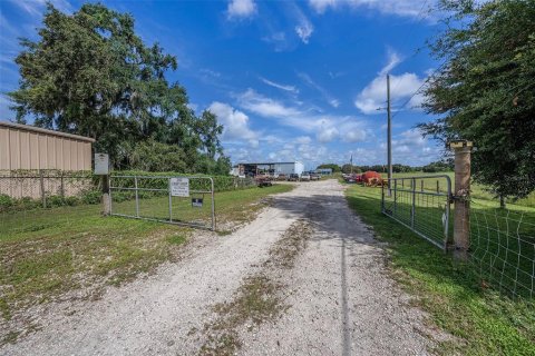 Casa en venta en Dade City, Florida, 3 dormitorios, 148.64 m2 № 1915086 - foto 28