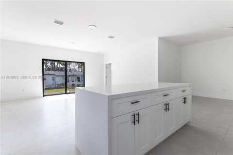 Купить виллу или дом в Майами, Флорида 3 спальни, 157.93м2, № 2032708 - фото 9