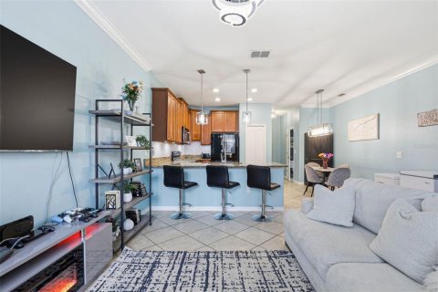 Touwnhouse à vendre à Wesley Chapel, Floride: 3 chambres, 172.15 m2 № 2215671 - photo 6