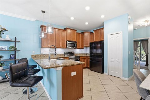 Touwnhouse à vendre à Wesley Chapel, Floride: 3 chambres, 172.15 m2 № 2215671 - photo 11