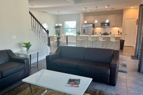 Купить виллу или дом в Хейнс-Сити, Флорида 7 комнат, 235.69м2, № 1797807 - фото 11