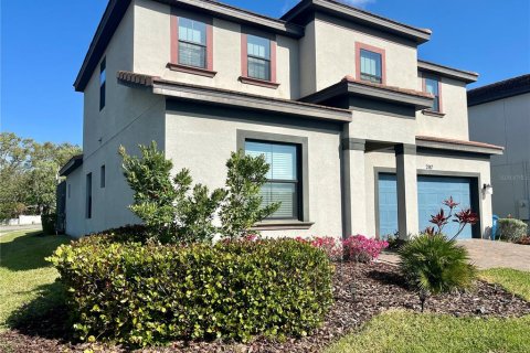 Купить виллу или дом в Хейнс-Сити, Флорида 7 комнат, 235.69м2, № 1797807 - фото 3