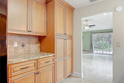 Townhouse in Ormond Beach, Florida 3 bedrooms, 154.59 sq.m. № 1650998 - photo 17