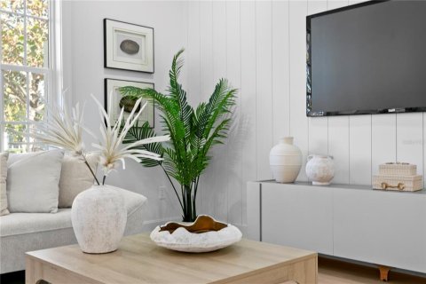 Купить таунхаус в Сент-Питерсберг, Флорида 10 комнат, 222.69м2, № 2151392 - фото 9