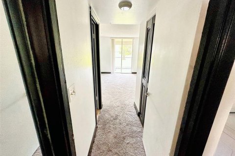 Condo in Margate, Florida, 2 bedrooms  № 2182455 - photo 8