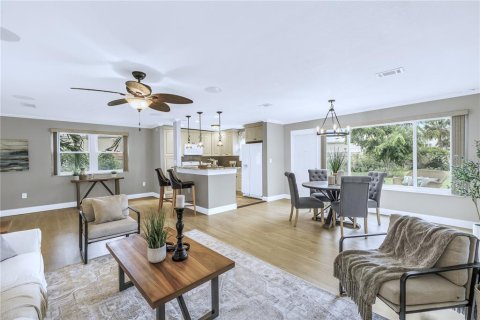 Купить кондоминиум в Сент-Питерсберг, Флорида 8 комнат, 115.66м2, № 1905027 - фото 9