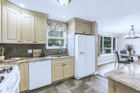 Купить кондоминиум в Сент-Питерсберг, Флорида 8 комнат, 115.66м2, № 1905027 - фото 8