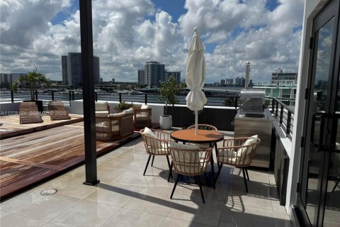 Copropriété à vendre à Miami Beach, Floride: 3 chambres, 205.31 m2 № 2042052 - photo 19