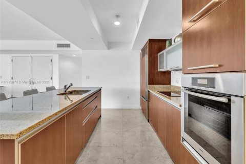 Copropriété à vendre à Sunny Isles Beach, Floride: 2 chambres, 175.21 m2 № 1735799 - photo 13