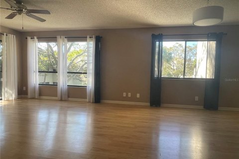 Copropriété à vendre à Largo, Floride: 3 chambres, 141.21 m2 № 1566936 - photo 5
