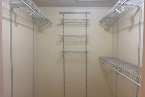 Copropriété à vendre à Largo, Floride: 3 chambres, 141.21 m2 № 1566936 - photo 17