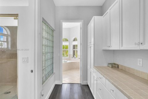 Casa en venta en Miramar, Florida, 5 dormitorios, 325.25 m2 № 2257942 - foto 26