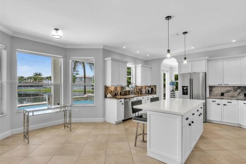 Casa en venta en Miramar, Florida, 5 dormitorios, 325.25 m2 № 2257942 - foto 10