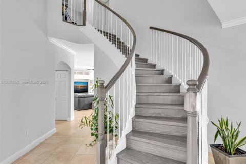 Casa en venta en Miramar, Florida, 5 dormitorios, 325.25 m2 № 2257942 - foto 5