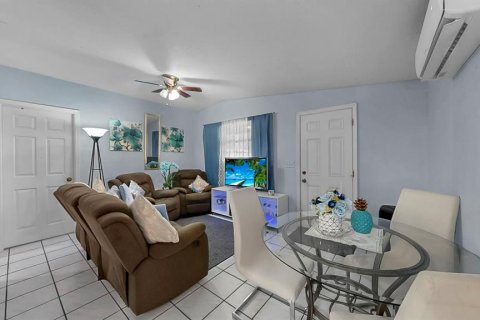 Villa ou maison à vendre à Tampa, Floride: 5 chambres, 194.54 m2 № 2139583 - photo 19