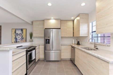 Townhouse in Winter Park, Florida 2 bedrooms, 95.78 sq.m. № 1630111 - photo 9
