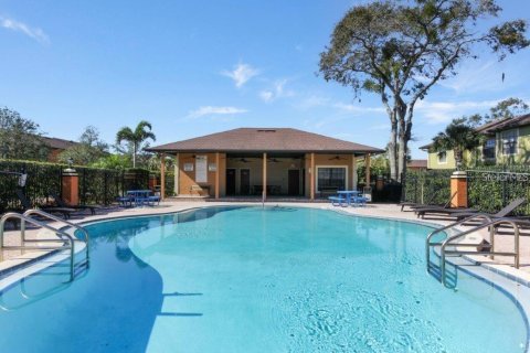 Townhouse in Winter Park, Florida 2 bedrooms, 95.78 sq.m. № 1630111 - photo 27