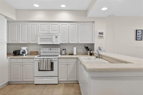 Condo in Punta Gorda, Florida, 2 bedrooms  № 2199820 - photo 15