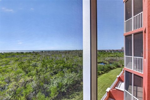 Condo in Punta Gorda, Florida, 2 bedrooms  № 2199820 - photo 22