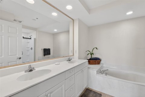 Condo in Punta Gorda, Florida, 2 bedrooms  № 2199820 - photo 6