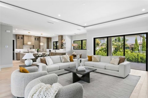 Купить виллу или дом в Тампа, Флорида 12 комнат, 528.89м2, № 2204104 - фото 22