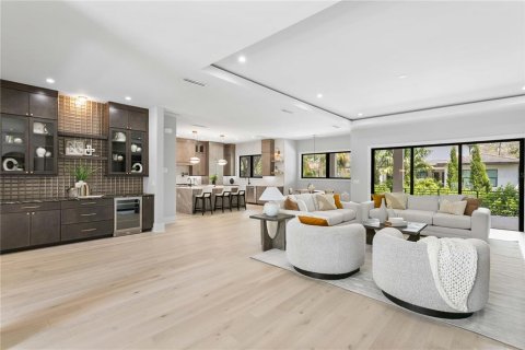 Купить виллу или дом в Тампа, Флорида 12 комнат, 528.89м2, № 2204104 - фото 15