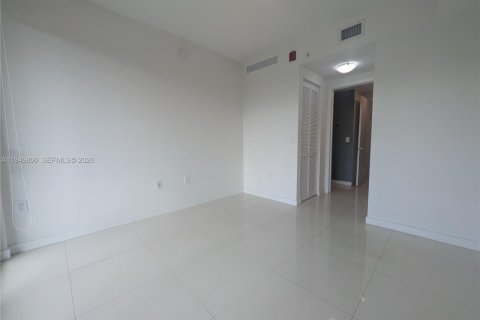 Купить кондоминиум в Дорал, Флорида 2 спальни, 104.98м2, № 2005554 - фото 26