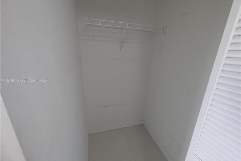 Купить кондоминиум в Дорал, Флорида 2 спальни, 104.98м2, № 2005554 - фото 28