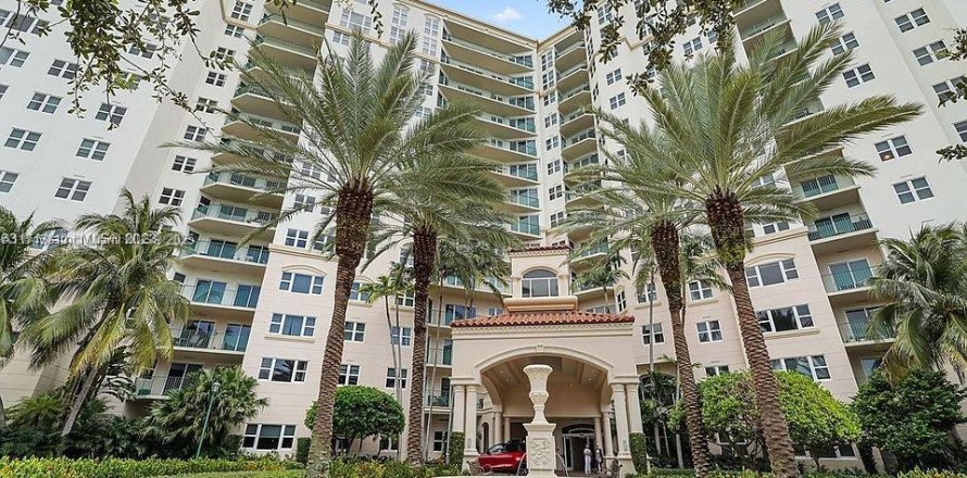 Condominio en Aventura, Florida, 2 dormitorios  № 1710177