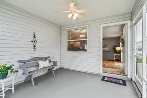 House in The Villages, Florida 2 bedrooms, 107.4 sq.m. № 1538249 - photo 11