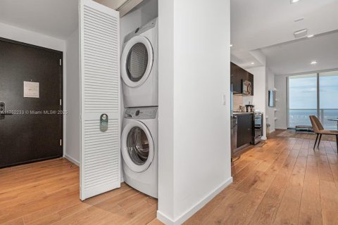 Copropriété à louer à Miami, Floride: 2 chambres, 75.99 m2 № 1864991 - photo 17