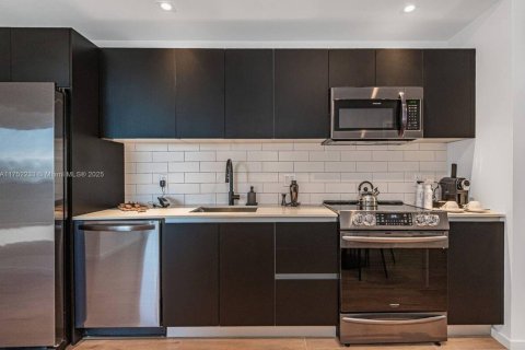 Copropriété à louer à Miami, Floride: 2 chambres, 75.99 m2 № 1864991 - photo 16