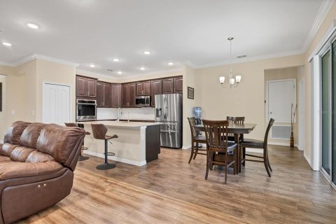 House in North Port, Florida 4 bedrooms, 225.47 sq.m. № 1866740 - photo 4