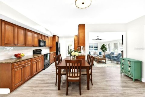 Casa en venta en Sun City Center, Florida, 2 dormitorios, 205.87 m2 № 2100627 - foto 13