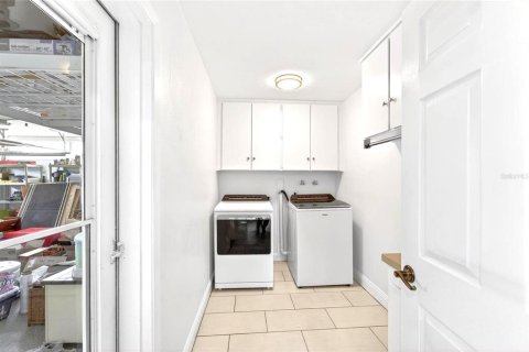 Casa en venta en Sun City Center, Florida, 2 dormitorios, 205.87 m2 № 2100627 - foto 26