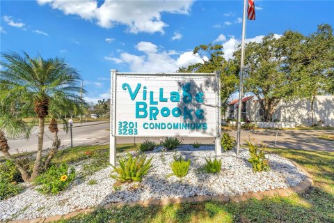 Copropriété à vendre à Sarasota, Floride: 1 chambre, 66.33 m2 № 2116714 - photo 2