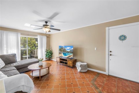 Copropriété à vendre à Sarasota, Floride: 1 chambre, 66.33 m2 № 2116714 - photo 7