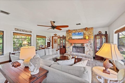 House in Englewood, Florida 3 bedrooms, 146.14 sq.m. № 1513201 - photo 3